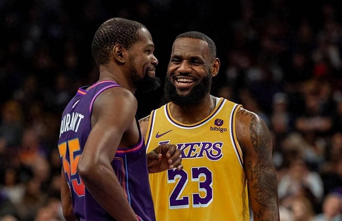 向鹏担任颁 向鹏担任颁