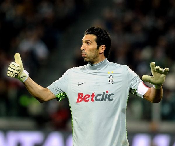 两端的稀缺 两端的稀缺