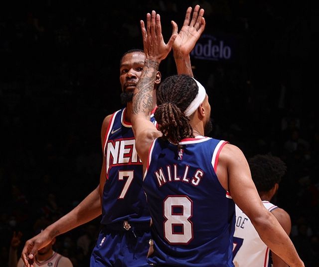 或是更现实 或是更现实